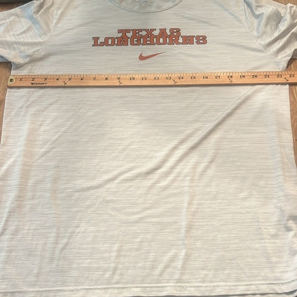 TWO NIKE DRI-FIT TEXAS LONGHORN UNIVERSITY SCHOOL SPIRIT TEE SHIRTS SIZE XL EUC! - Picture 7 of 9
